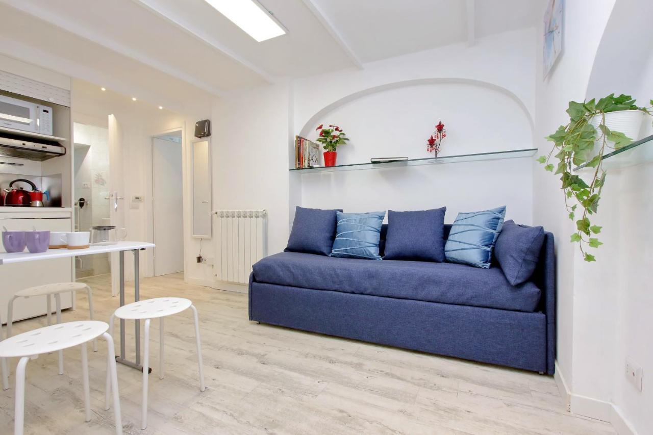 Ych-Confortevole Suite Al Colosseo Rome Exterior photo